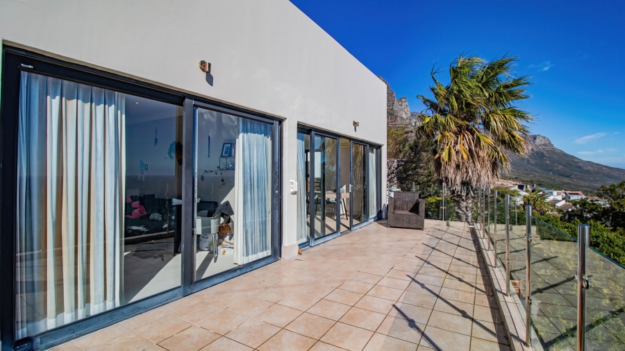To Let 4 Bedroom Property for Rent in Camps Bay Western Cape